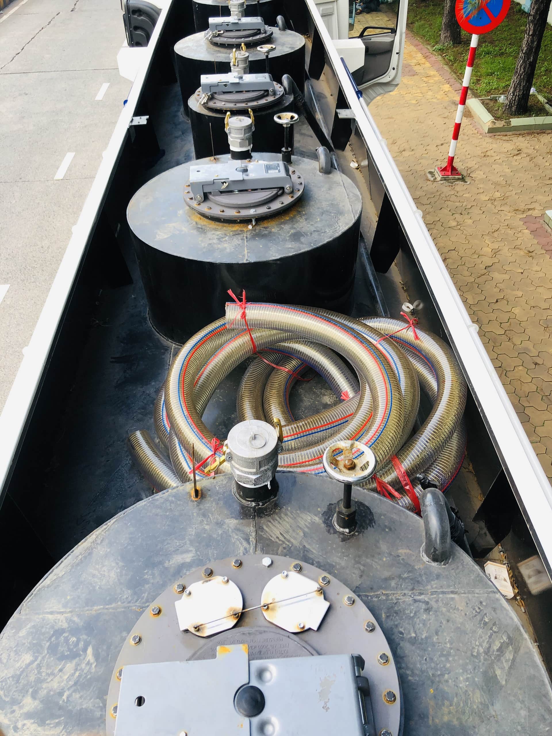 he_thong_nap_lau_xe_bon_4_chan